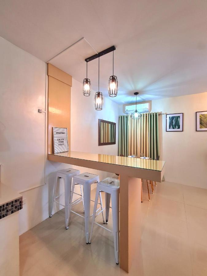 Fully Furnished Apartment With Netflix And Wifi Батангас Экстерьер фото